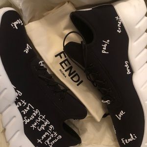 Men’s Fendi Sneakers size US 9.5